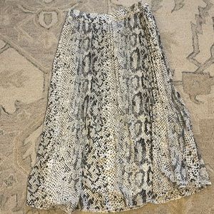 J Crew Pleated Snake Print Skirt Sz 0
